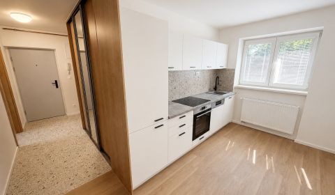Mieten 2-Zimmer-Wohnung, 2-Zimmer-Wohnung, Priemyselná, Senica, Slowak