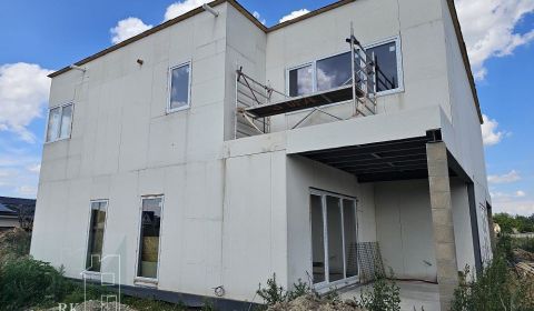 Kaufen 3-Zimmer-Wohnung, 3-Zimmer-Wohnung, Lichnerova, Senec, Slowakei