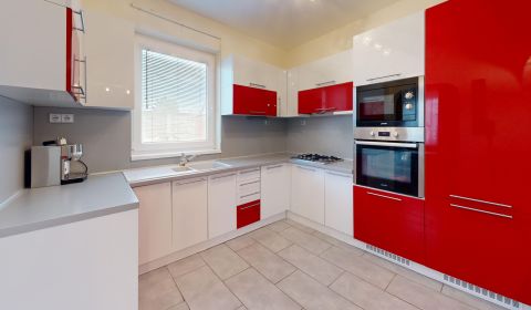 Kaufen Einfamilienhaus, Einfamilienhaus, Okružná, Senec, Slowakei