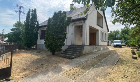 VERKAUF Familienhaus Korlát, Ungarn