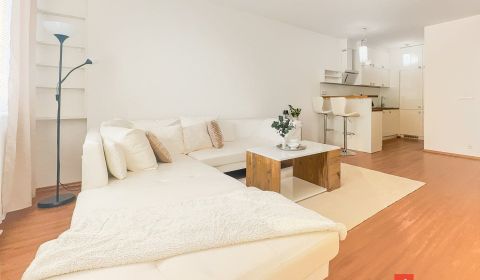 Mieten 2-Zimmer-Wohnung, Bratislava - Petržalka, Slowakei