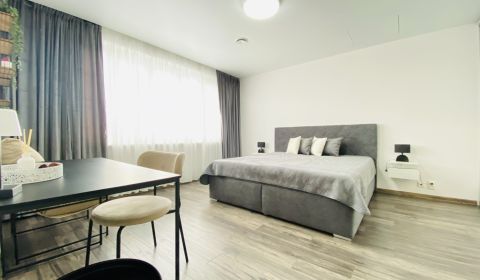 Mieten 3-Zimmer-Wohnung, 3-Zimmer-Wohnung, Fejova, Košice - Staré Mest