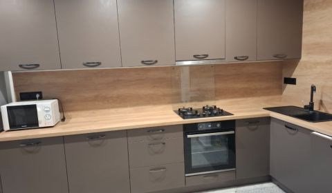 Mieten 2-Zimmer-Wohnung, 2-Zimmer-Wohnung, Šoltésovej, Nové Zámky, Slo