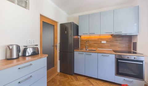 Mieten 2-Zimmer-Wohnung, Bratislava - Staré Mesto, Slowakei