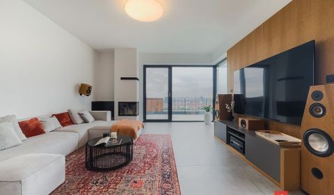 Mieten 3-Zimmer-Wohnung, Bratislava - Nové Mesto, Slowakei
