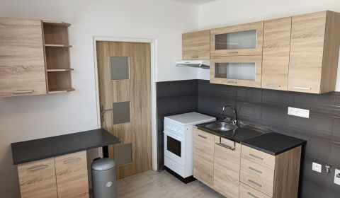 Mieten 1-Zimmer-Wohnung, 1-Zimmer-Wohnung, Komárno, Slowakei