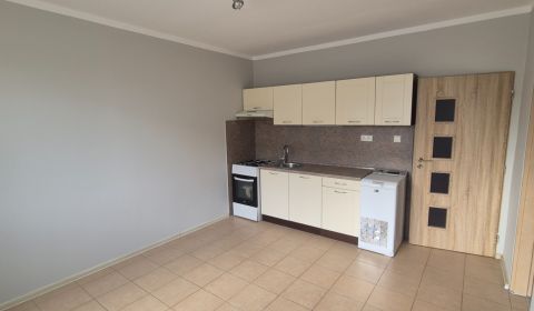 Mieten 1-Zimmer-Wohnung, 1-Zimmer-Wohnung, Nové Zámky, Slowakei