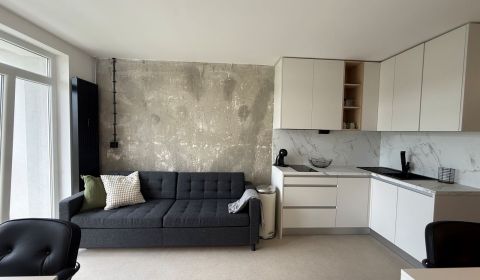 Mieten 2-Zimmer-Wohnung, 2-Zimmer-Wohnung, Kysucká, Košice - Západ, Sl