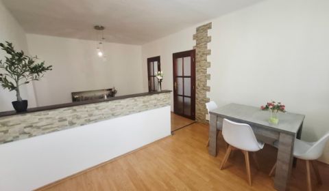 Mieten 3-Zimmer-Wohnung, 3-Zimmer-Wohnung, Novomestská, Nové Zámky, Sl