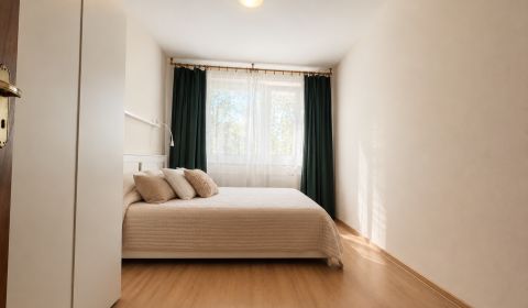 Mieten 3-Zimmer-Wohnung, 3-Zimmer-Wohnung, Starohorská, Banská Bystric