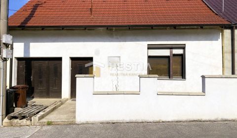 Kaufen Einfamilienhaus, Einfamilienhaus, Senica, Slowakei