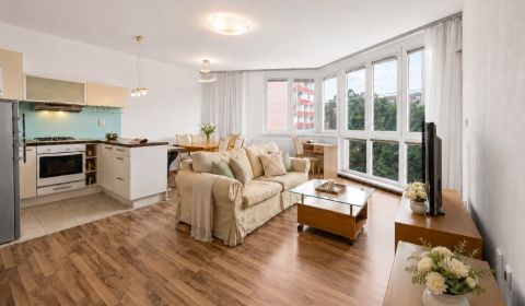 Kaufen 2-Zimmer-Wohnung, 2-Zimmer-Wohnung, Heyrovského, Bratislava - L