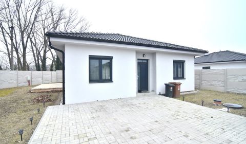 Kaufen Einfamilienhaus, Einfamilienhaus, Veľká Paka, Dunajská Streda, 