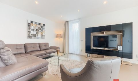 Mieten 2-Zimmer-Wohnung, Bratislava - Nové Mesto, Slowakei
