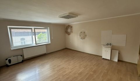 Mieten Büros, Büros, Lučenec, Slowakei