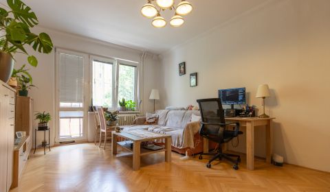 Mieten 2-Zimmer-Wohnung, 2-Zimmer-Wohnung, Astrová, Bratislava - Ružin