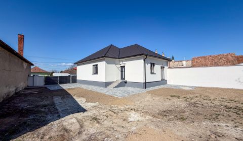 Kaufen Einfamilienhaus, Einfamilienhaus, Oponice, Topoľčany, Slowakei