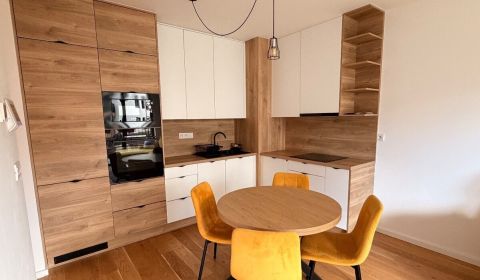 Mieten 2-Zimmer-Wohnung, 2-Zimmer-Wohnung, Košická, Bratislava - Ružin