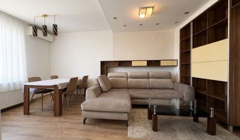 Kaufen 3-Zimmer-Wohnung, 3-Zimmer-Wohnung, Komárno, Slowakei