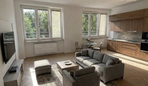 Kaufen 3-Zimmer-Wohnung, 3-Zimmer-Wohnung, Bukurešťská, Bratislava - S