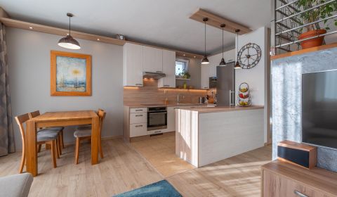 Kaufen 4-Zimmer-Wohnung, 4-Zimmer-Wohnung, Cementárenská, Malacky, Slo