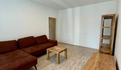 Mieten 3-Zimmer-Wohnung, 3-Zimmer-Wohnung, Mariánska, Nitra, Slowakei
