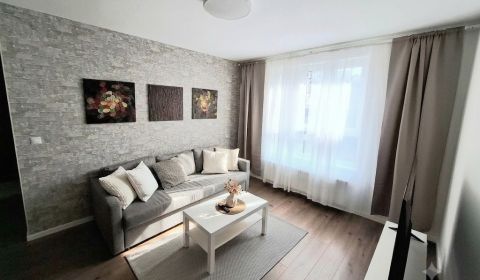 Mieten 2-Zimmer-Wohnung, 2-Zimmer-Wohnung, Bratislava - Dúbravka, Slow