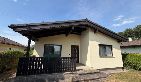 Superädifikat: 3-Zimmer Haus am See in Berg 