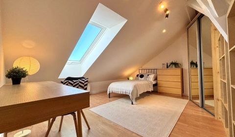 Kaufen 4-Zimmer-Wohnung, 4-Zimmer-Wohnung, Bratislava - Staré Mesto, S