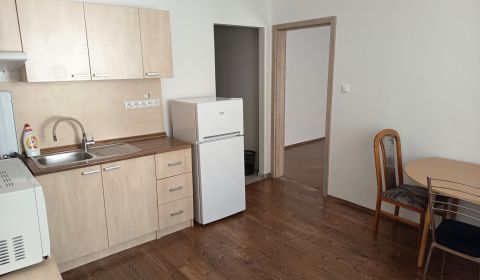 Mieten 1-Zimmer-Wohnung, 1-Zimmer-Wohnung, Nové Zámky, Slowakei