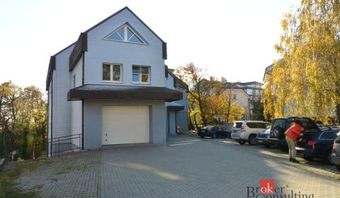 Mieten 3-Zimmer-Wohnung, Bratislava - Nové Mesto, Slowakei