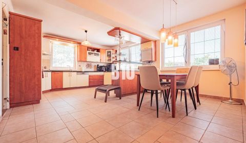 Kaufen Einfamilienhaus, Einfamilienhaus, Nitra, Slowakei