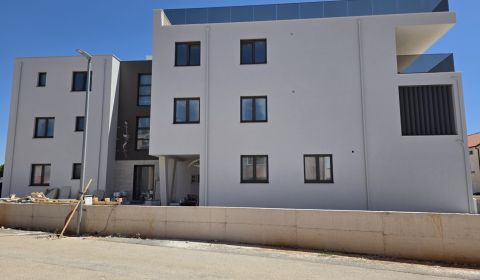 KROATIEN - Moderne Apartments 80 m vom Meer entfernt - SRIMA, VODICE