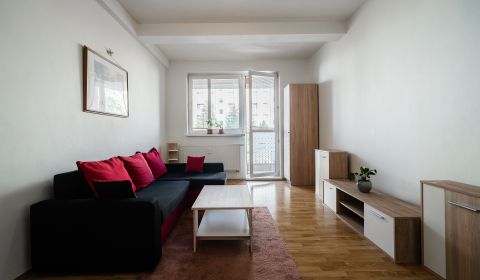 Kaufen 2-Zimmer-Wohnung, 2-Zimmer-Wohnung, Májového povstania českého 