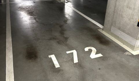 Mieten Garage, Garage, Zuzany Chalupovej, Bratislava - Petržalka, Slow