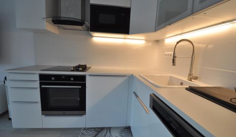 Kaufen 2-Zimmer-Wohnung, 2-Zimmer-Wohnung, Na križovatkách, Bratislava