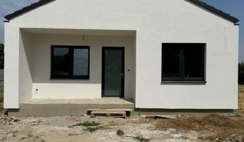 Kaufen Einfamilienhaus, Einfamilienhaus, Suchá nad Parnou, Trnava, Slo