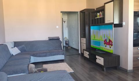 Mieten 3-Zimmer-Wohnung, 3-Zimmer-Wohnung, Nábrežná, Nové Zámky, Slowa