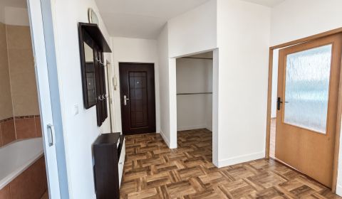 Mieten 3-Zimmer-Wohnung, 3-Zimmer-Wohnung, Komárno, Slowakei