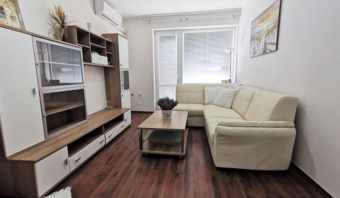Mieten 2-Zimmer-Wohnung, 2-Zimmer-Wohnung, Železničná, Komárno, Slowak