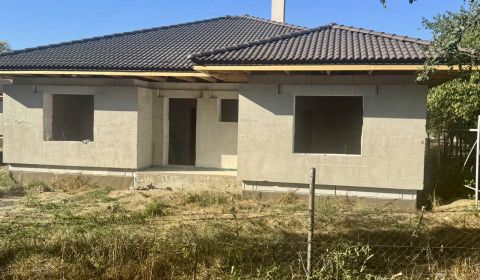 Kaufen Einfamilienhaus, Einfamilienhaus, Michalovce, Slowakei