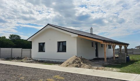 Kaufen Einfamilienhaus, Einfamilienhaus, Dunajská Streda, Slowakei
