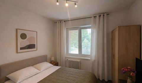 Kaufen 4-Zimmer-Wohnung, 4-Zimmer-Wohnung, Bratislava - Nové Mesto, Sl