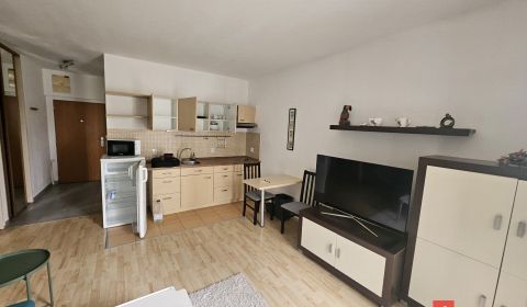 Kaufen 1-Zimmer-Wohnung, Nitra, Slowakei