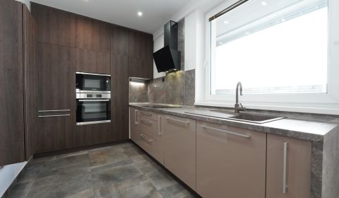 Mieten 3-Zimmer-Wohnung, 3-Zimmer-Wohnung, Bajkalská, Bratislava - Ruž