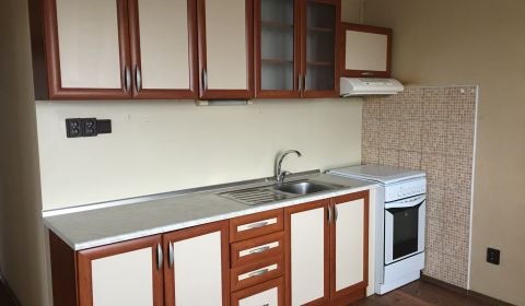 Mieten 2-Zimmer-Wohnung, 2-Zimmer-Wohnung, Nové Zámky, Slowakei