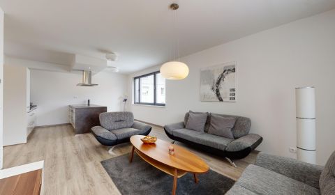 Mieten 3-Zimmer-Wohnung, 3-Zimmer-Wohnung, 29. augusta, Bratislava - S