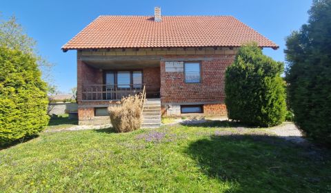 Kaufen Einfamilienhaus, Einfamilienhaus, Záhradná, Senica, Slowakei