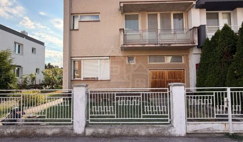 Kaufen Einfamilienhaus, Einfamilienhaus, Nové Zámky, Slowakei