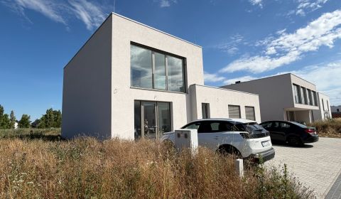Kaufen Einfamilienhaus, Einfamilienhaus, Čerešňová, Senec, Slowakei